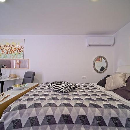 Apartments Lux Макарска Экстерьер фото