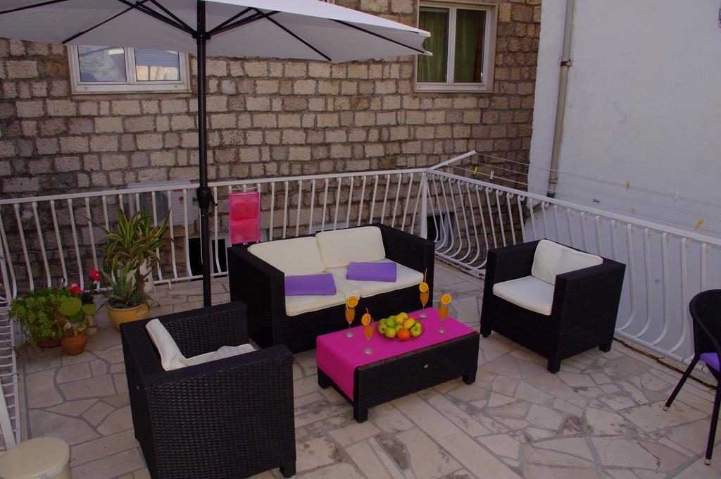 Apartments Lux Макарска Экстерьер фото