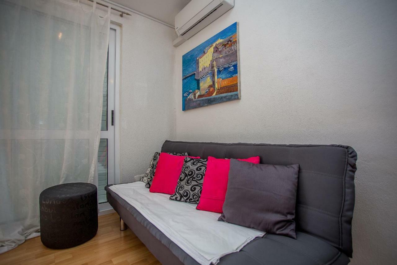Apartments Lux Макарска Экстерьер фото