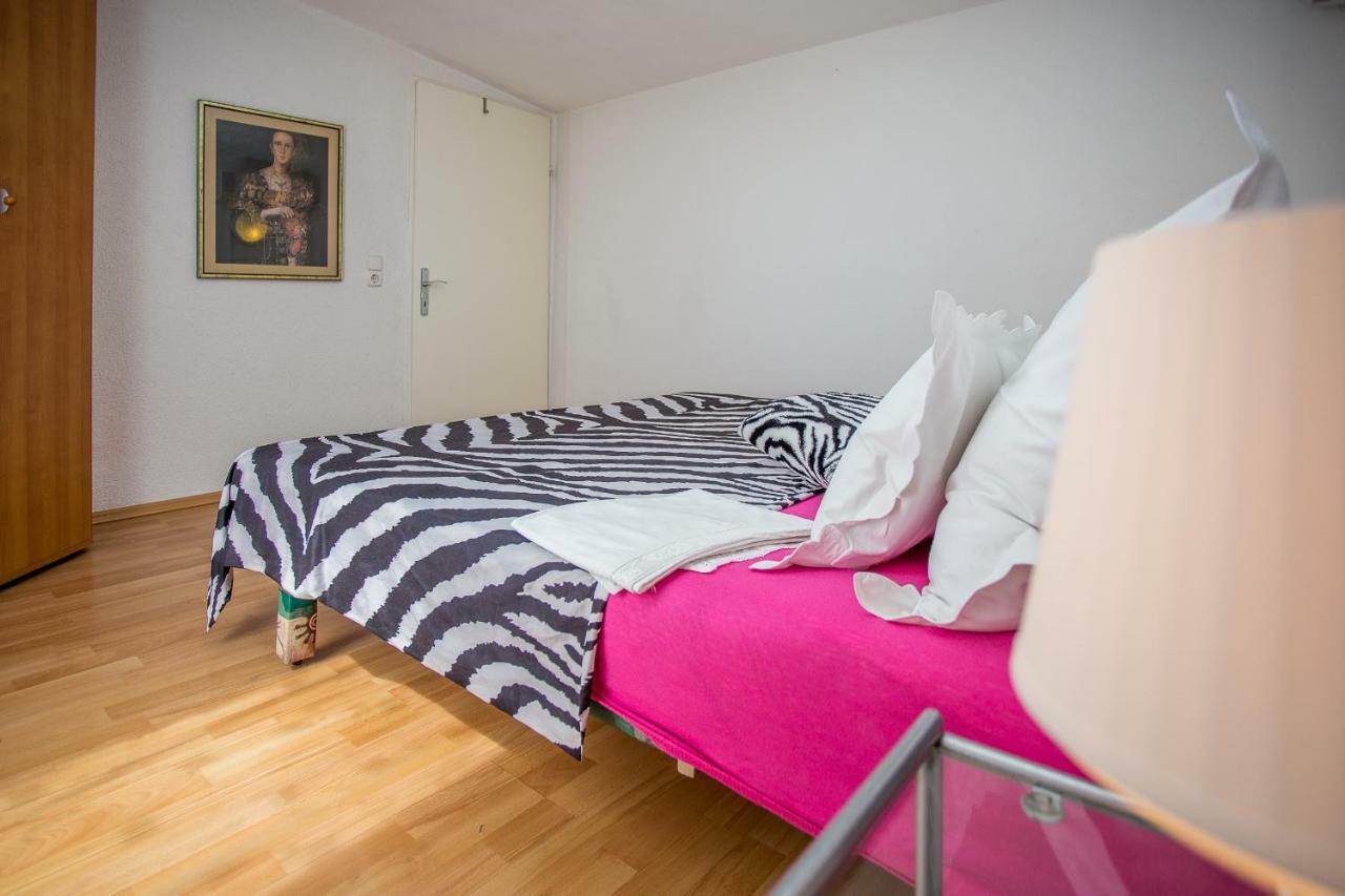 Apartments Lux Макарска Экстерьер фото