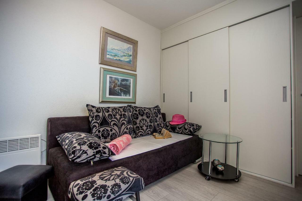 Apartments Lux Макарска Экстерьер фото